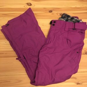 Women’s Ride Snowboard pants (Magenta)